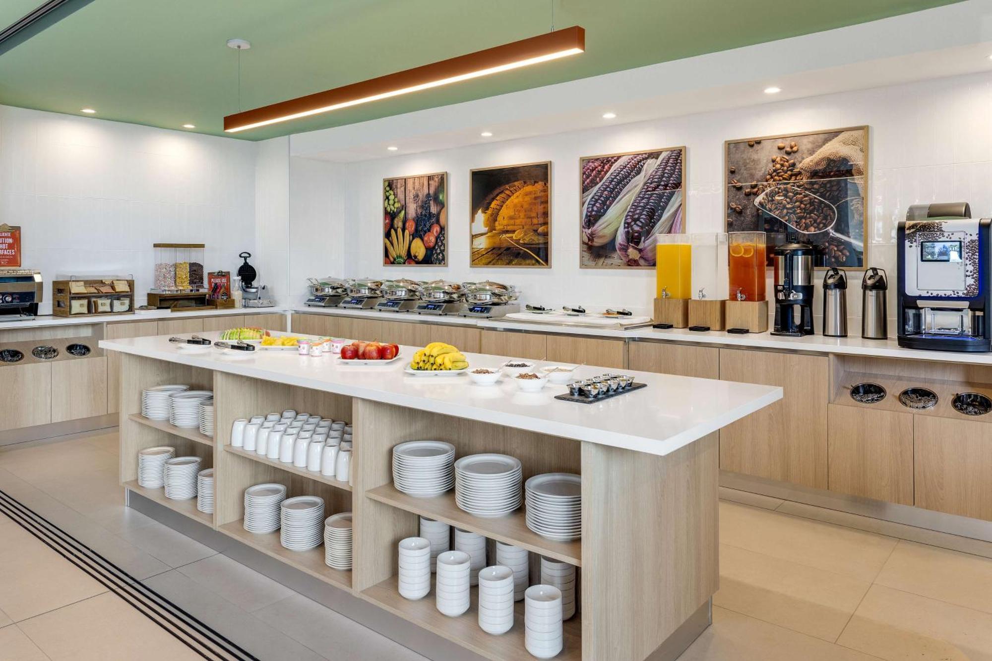 Hampton By Hilton Guanacaste Airport Liberia Exterior foto